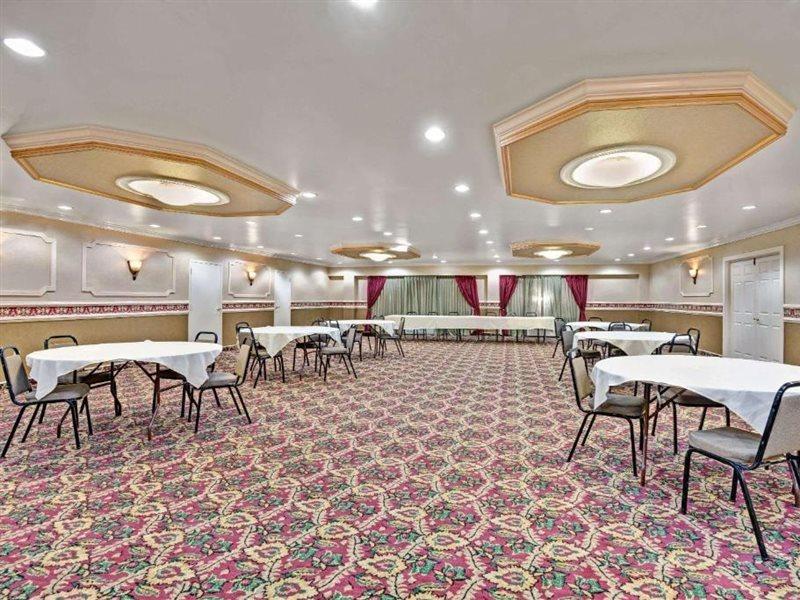 Inn At Atlantic City Hotel & Banquet Galloway Eksteriør bilde